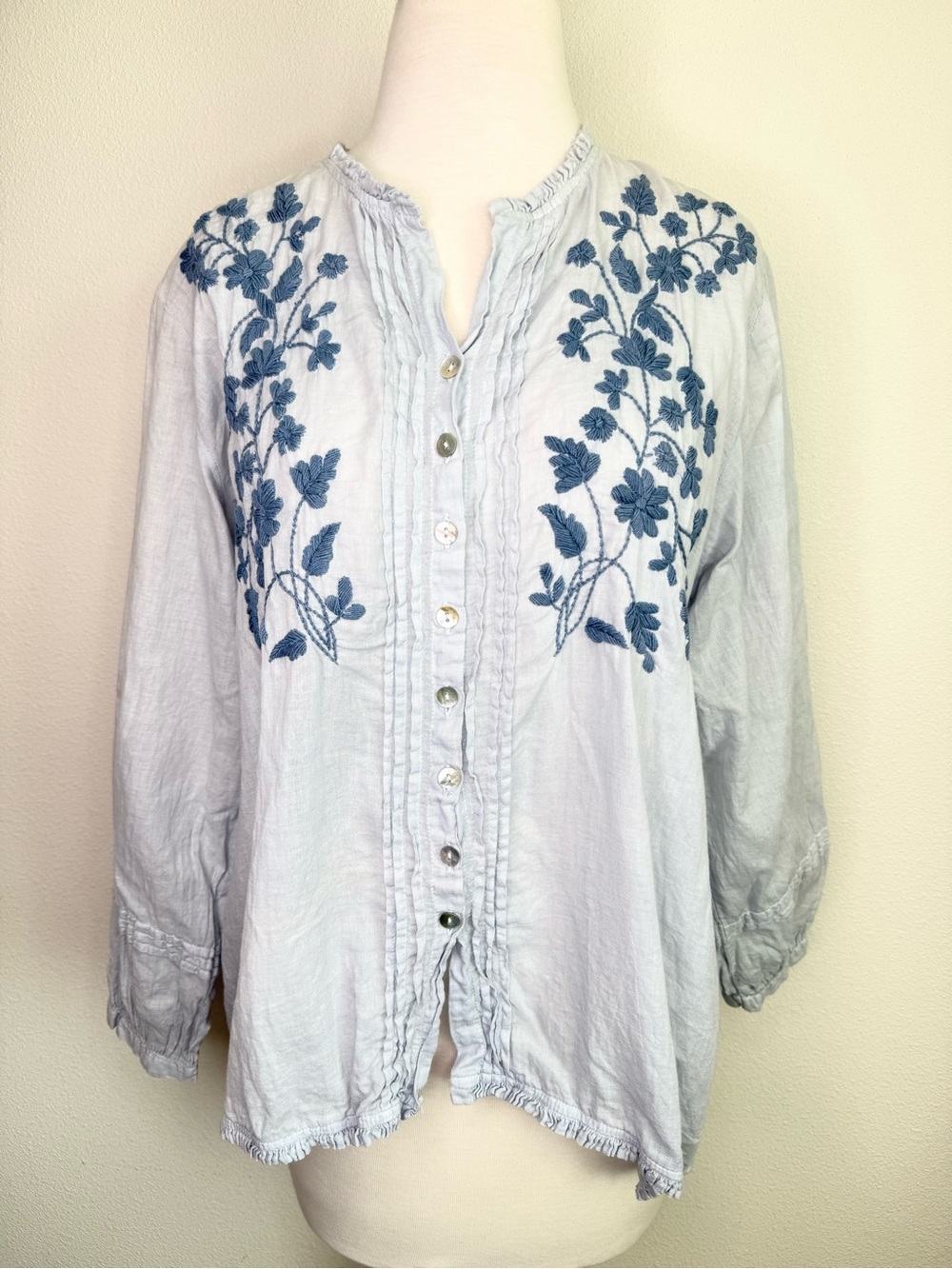 JP And Mattie Blouse Light Blue Embroidered Button-Front Shirt Boho floral top